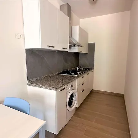 In 36609 公寓 比比翁